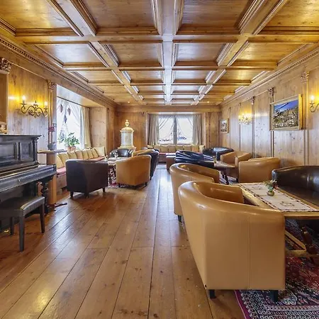 Aquila Hotel 3*